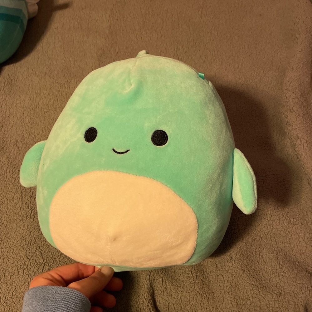 dolphin squishmellow “Perry”